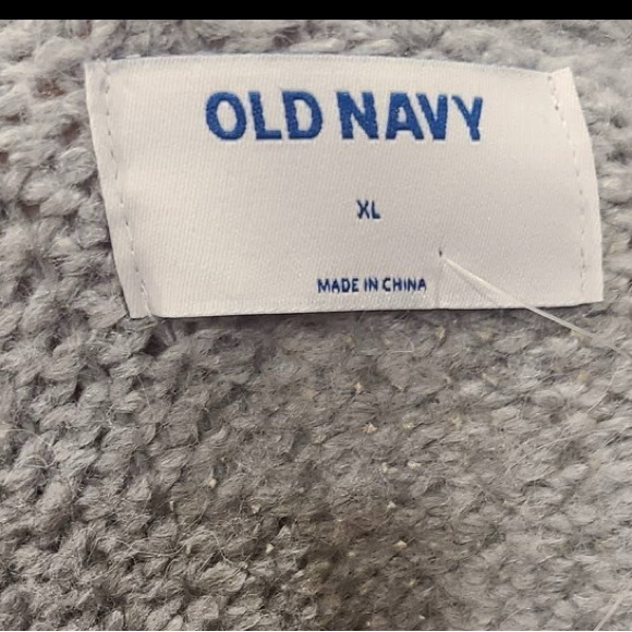 Old Navy Heather Gray Knit Sweater - Picture 2 of 4